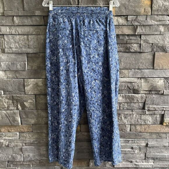 Athleta Captivate‎ Chrome Blue Brooklyn Ankle Travel Pants Women's Size 8 - Picture 2 of 4